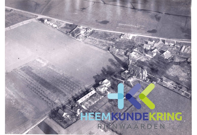 Luchtfoto`s gemeente Herwen en Aerdt 1954 HERWEN (2) Coll. gemeente Rijnwaarden F00000577